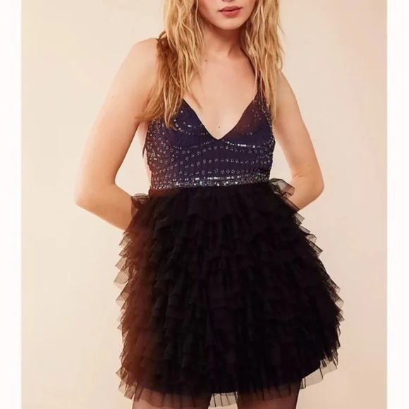 Free People Flutter Mini Dress Black/Navy Beaded SZ XL NEW - Picture 1 of 5